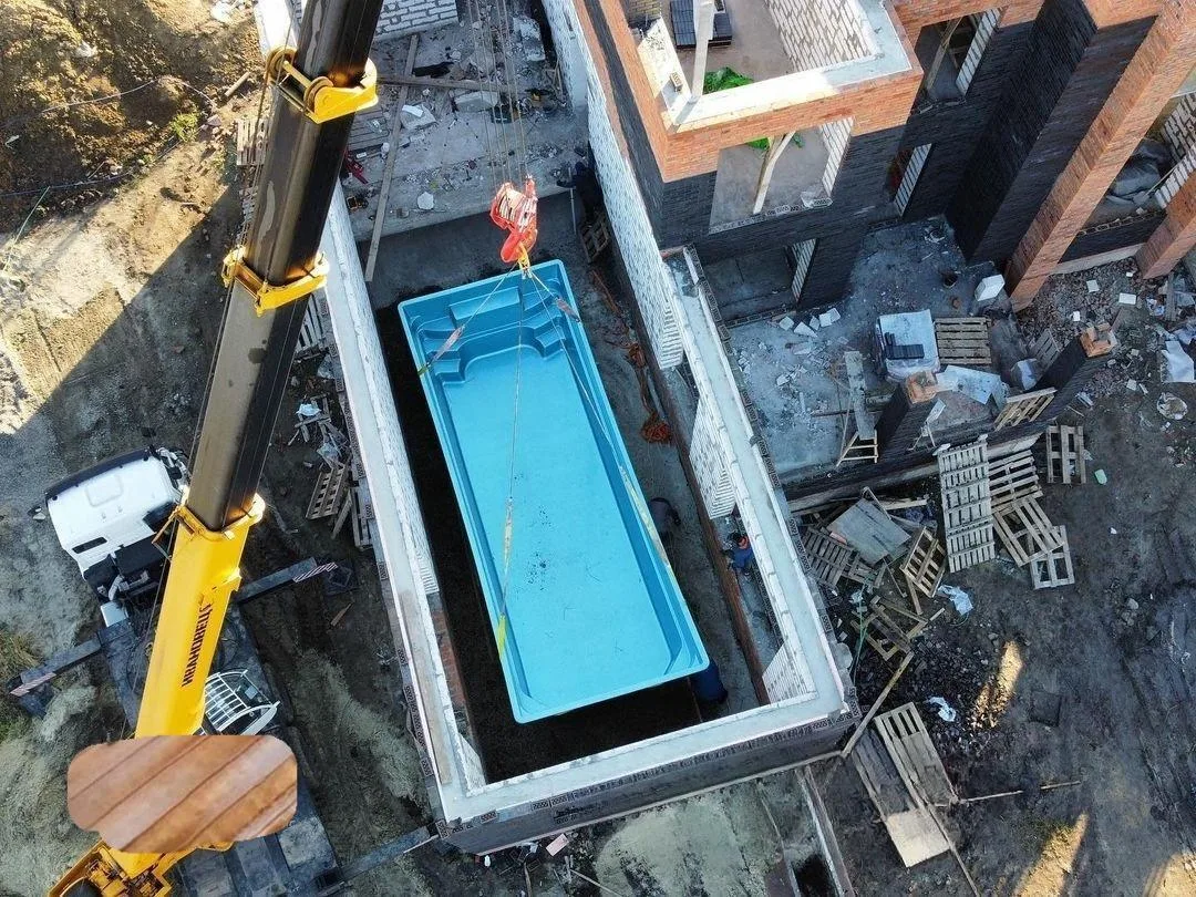 Laguna 9 — зона отдыха у бассейна в Сарапуле